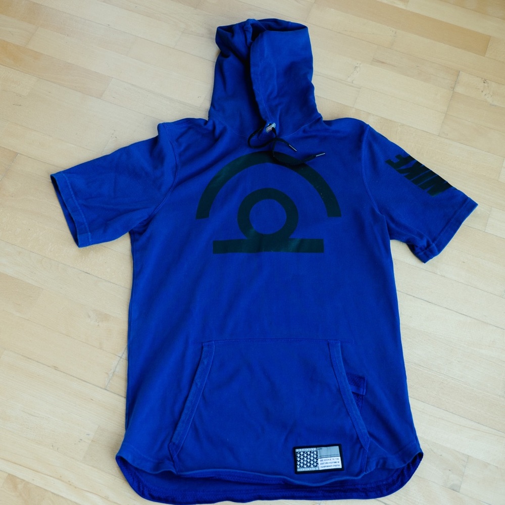 MENS NIKE - Performance Short Sleeve Hoodie Shirt